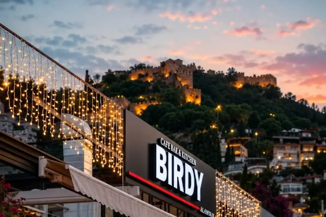 Birdy Yalıçapkını Restaurant & Bar