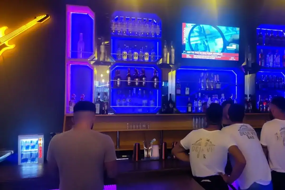 Deja vu bar, Alanya