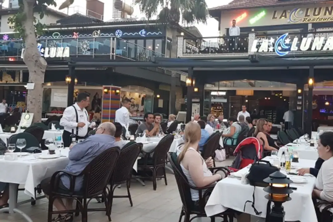 LA LUNA STEAK & FISH RESTAURANT, Alanya