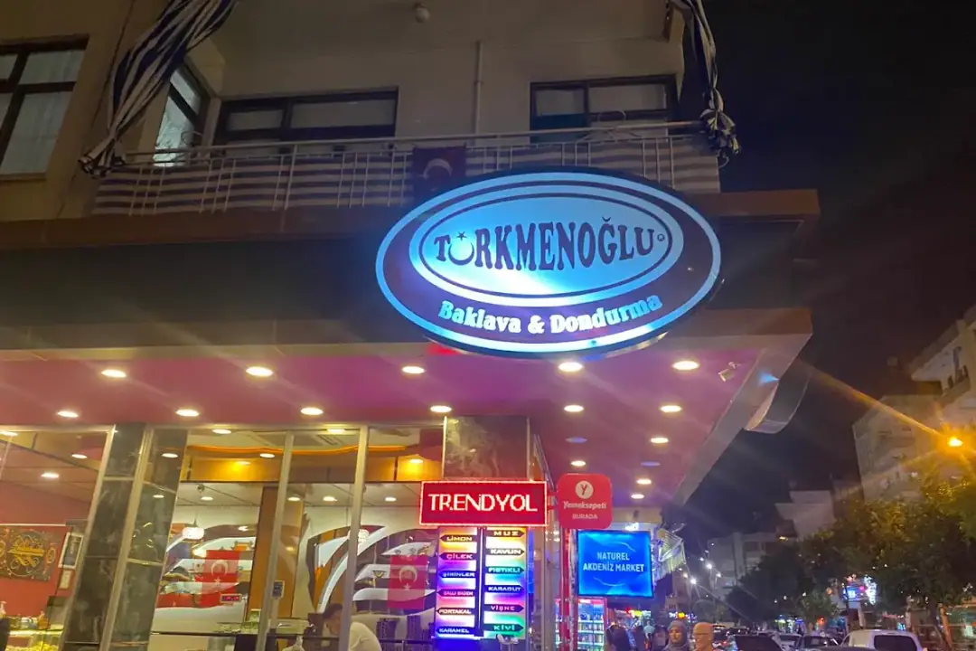 Türkmenoğlu Baklava Dondurma